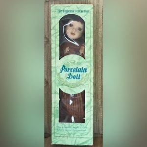 The Princess Collection: Porcelain Doll. Mint Condition, In Original Box.